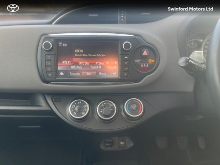 2016 Toyota Yaris YARIS 1.0 5DR LUNA thumbnail