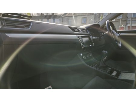 2015 Skoda Superb - thumbnail 19