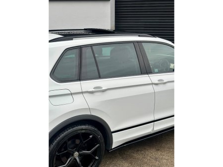 2020 Volkswagen Tiguan - thumbnail 13