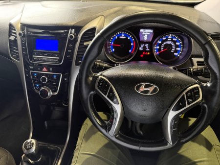 2014 Hyundai i30 - thumbnail 17