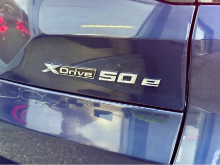 2025 BMW X5 50e *Very High Spec* M SPORT XDRIVE thumbnail