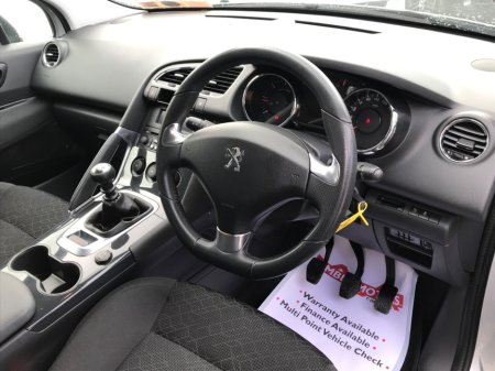 2016 Peugeot 3008 - thumbnail 17