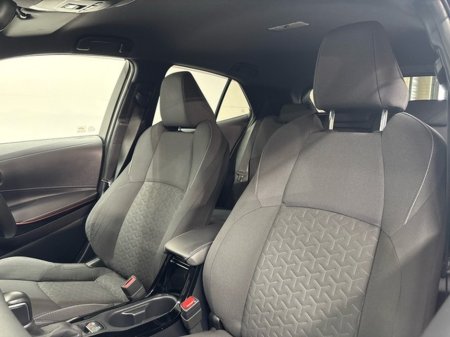 2020 Toyota Corolla COROLLA HYBRID L/SPORT HB €21,950 thumbnail