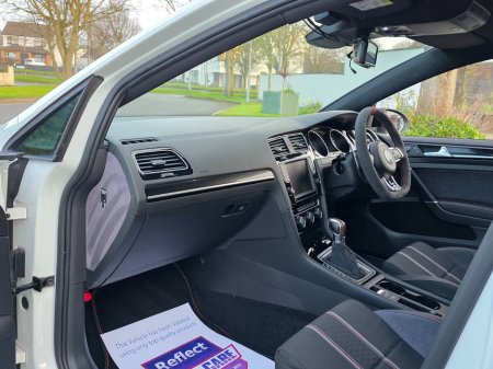 2016 Volkswagen Golf - thumbnail 21