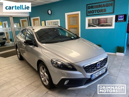 2015 Volvo V40 1.6 D2 LUX Cross Country 113 €10,950