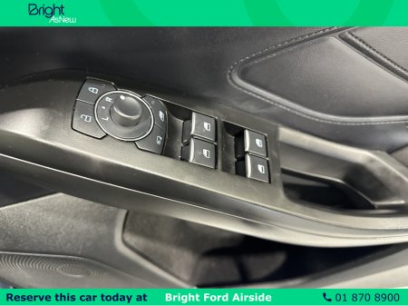 2023 Ford Focus - thumbnail 15