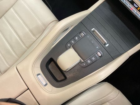 2023 Mercedes-Benz GLE Class GLE 350 de 4Matic | Premium Plus | Sunroof | Heated Seats | Night Package €82,950 thumbnail