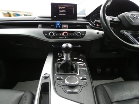 2016 Audi A4 2.0TDI 150HP SE Ultra €12,450 thumbnail