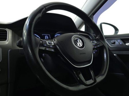 2013 Volkswagen Golf 1.6 TDI 105BHP BLUEMOTION €9,950 thumbnail