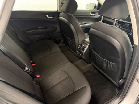 2017 Kia Optima - thumbnail 13