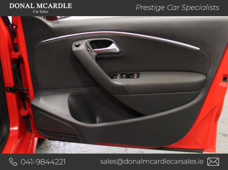 2017 Volkswagen Polo 1.2 Comfort line €13,950 thumbnail