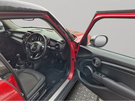 2018 MINI Cooper D - thumbnail 15