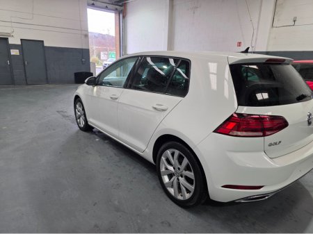 2018 Volkswagen Golf Highline €18,950 thumbnail