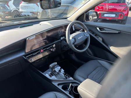 2026 Kia Niro - thumbnail 3