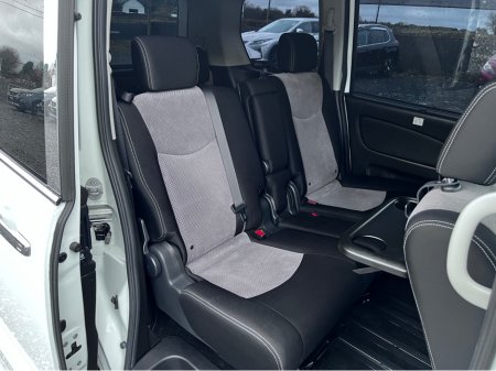 2014 Nissan Serena 2014 Nissan Serena Self Charging Hybrid Automatic 8 Seater €11,950 thumbnail