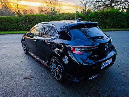 2019 Toyota Corolla 1.8 Hybrid Aura Hatchback €17,950 thumbnail