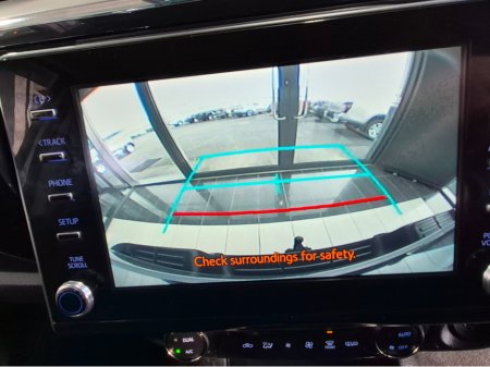 2022 Toyota Hilux - thumbnail 6