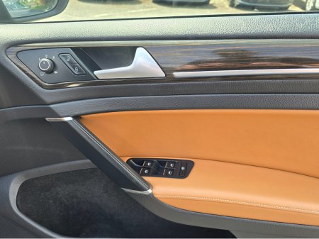 2015 Volkswagen Golf 1.4 TSI LEATHER SPECIAL TAN LEATHER  MILANO EDITION //LEATHER  HEATED SEATS // REVERSE CAMERA €15,450 thumbnail