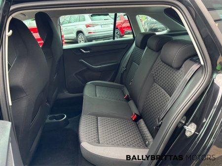 2016 Skoda Rapid - thumbnail 7