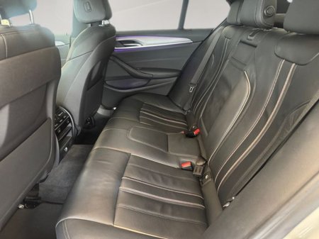 2020 BMW 5 Series - thumbnail 16
