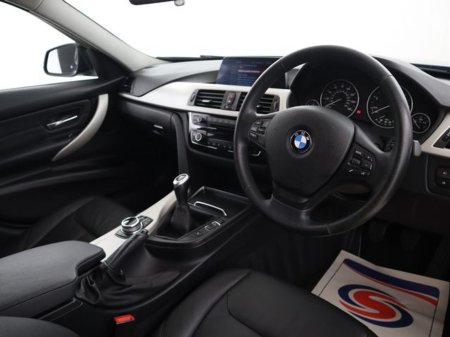 2017 BMW 3 Series - thumbnail 9