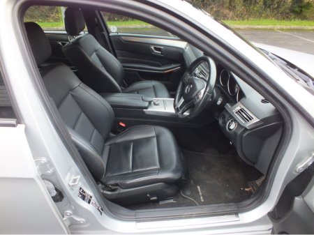 2016 Mercedes-Benz E Class 220 BLUETEC AMG NIGHT ED 4DR AUTO €15,950 thumbnail