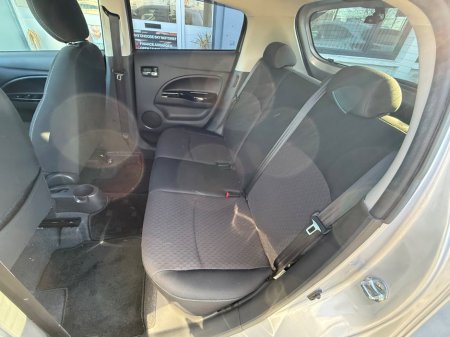 2016 Mitsubishi Mirage - thumbnail 23