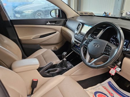 2016 Hyundai Tucson 1.7 D Executive thumbnail
