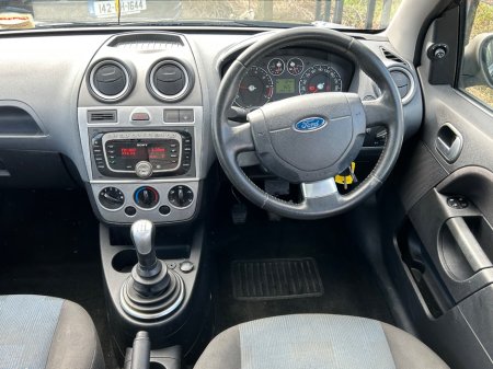 2008 Ford Fiesta - thumbnail 6