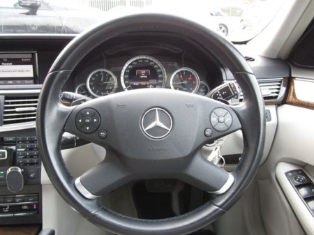 2013 Mercedes-Benz E Class E 200 CDI BE ECO 4DR Auto. LOW KLMS. €12,950 thumbnail