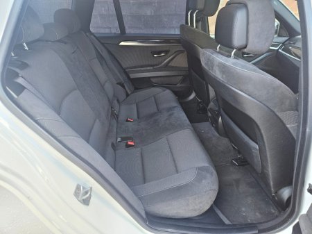 2013 BMW 5 Series - thumbnail 10