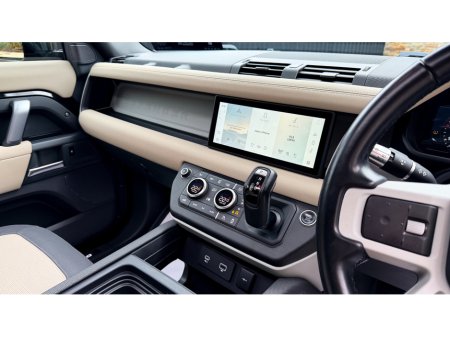 2021 Land Rover Defender - thumbnail 13