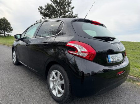 2015 Peugeot 208 - photo 5