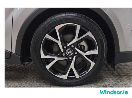 2019 Toyota C-HR - thumbnail 16