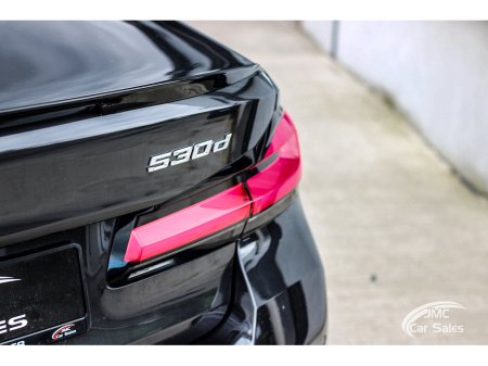 2021 BMW 5 Series - thumbnail 13