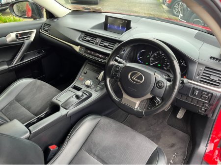 2017 Lexus CT 200 h SPORT AUTOMATIC 1.8 PETROL //SAT NAV//REVERSE CAMERA//HALF LEATHER SEATS// thumbnail