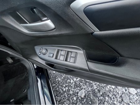 2017 Honda Fit 2017 Honda Fit Self Charging Hybrid Automatic €12,950 thumbnail