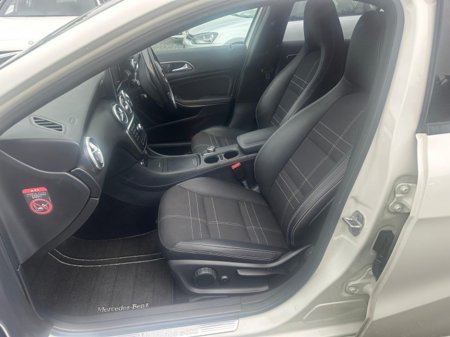 2015 Mercedes-Benz A Class A180 1.6 Petrol Automatic(4703) €14,995 thumbnail