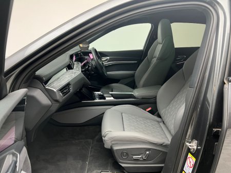 2023 Audi e-tron 55 VORSPRUNG SPORTBACK QUATTRO €55,990 thumbnail