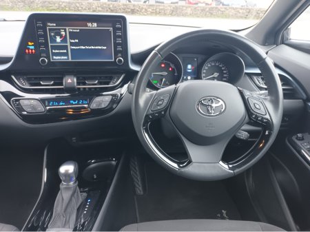 2022 Toyota C-HR - thumbnail 8