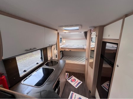 2020 Sunlight T 67 A72 RIGHT HAND DRIVE 3DR €69,800 thumbnail