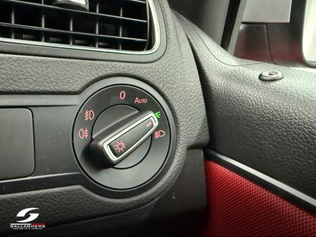 2016 Volkswagen Polo (162) POLO CROSS 1.2 PETROL AUTOMATIC ONLY 59K KMS €13,995 thumbnail