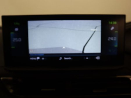 2023 Peugeot 3008 - thumbnail 10