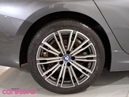 2022 BMW 3 Series 330 E M Sport Auto 330 e M Sport 330 e 292 12kWh PHEV 113BHP /83kw Step Auto Start/Stop €33,880 thumbnail