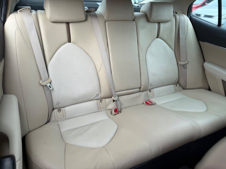 2021 Toyota Camry - thumbnail 23