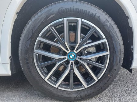 2024 BMW iX1 - thumbnail 14