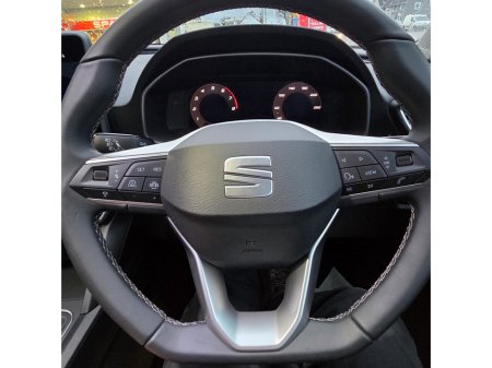 2025 SEAT Leon 1.5 TSI 115hp SE €28,995 thumbnail