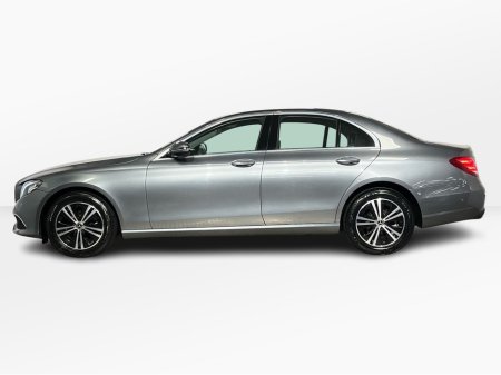 2020 Mercedes-Benz E Class - thumbnail 5