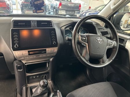 2023 Toyota Landcruiser - thumbnail 8