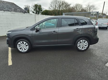 2023 Suzuki S-CROSS 1.4 Mild Hybrid Motion €24,950 thumbnail